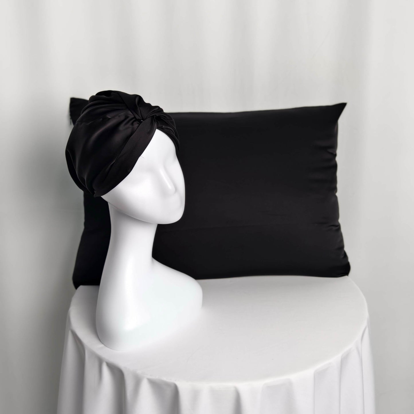 УНТЛАГЫН СИЛК МАЛГАЙ (CURLS NIGHT PROTECT BONNET)